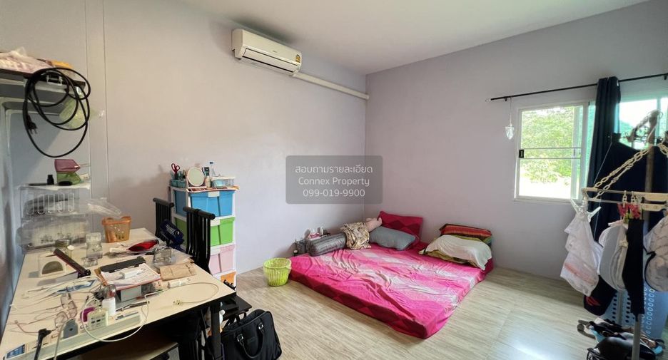 For sale 3 bedrooms house in Sam Khok, Pathum Thani