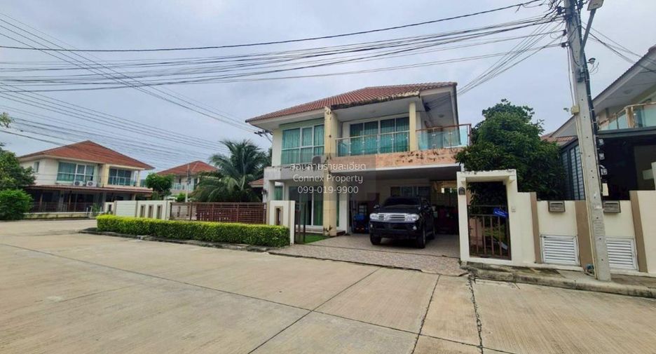 Casa en venta de 4 habitaciones en Sai Noi, Nonthaburi
