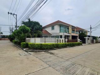 For sale 4 bedrooms house in Sai Noi, Nonthaburi