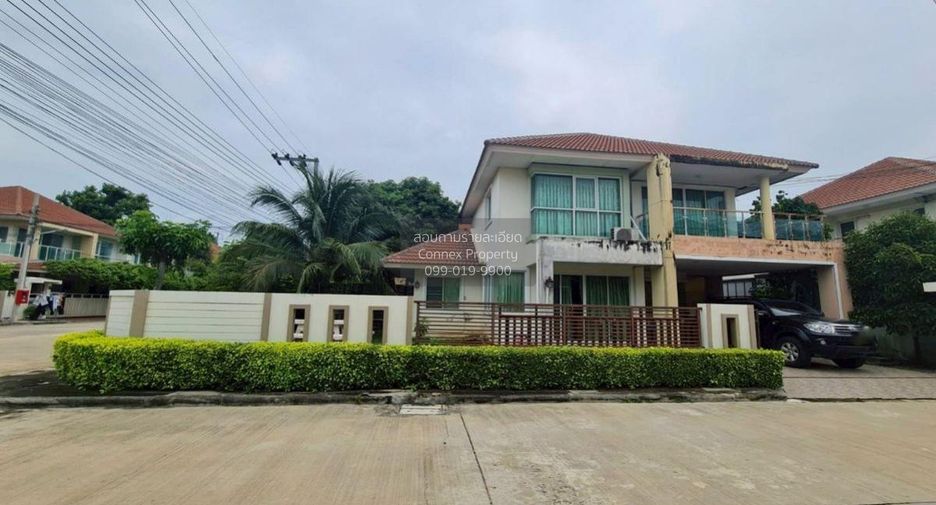 Casa en venta de 4 habitaciones en Sai Noi, Nonthaburi