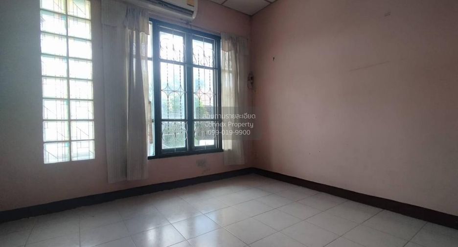 For sale 3 bedrooms townhouse in Bang Bua Thong, Nonthaburi