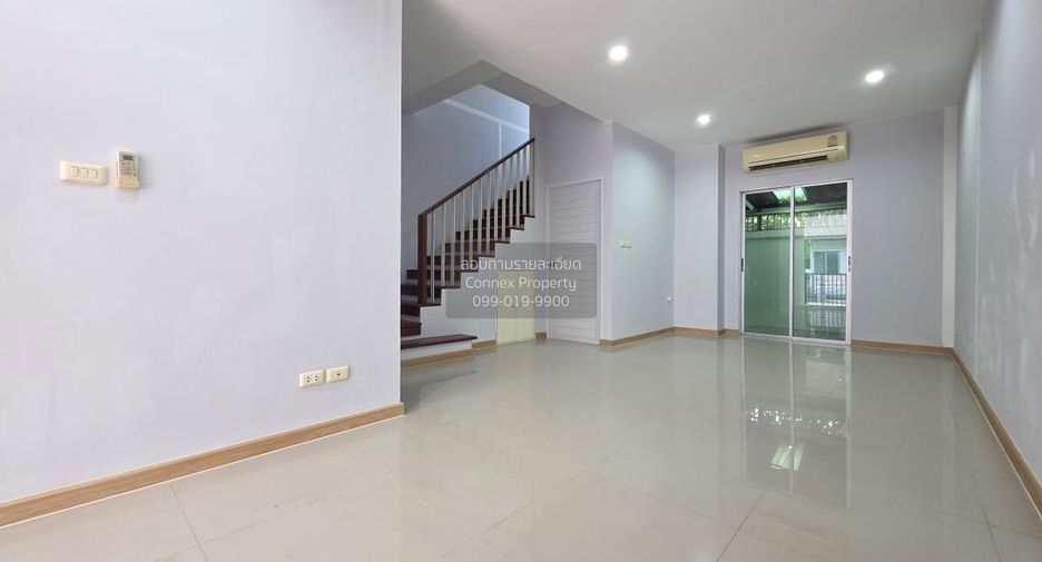 出售 3 卧室 联排别墅 在 Bang Bua Thong, Nonthaburi