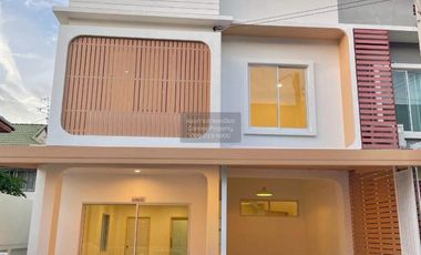 For sale 4 bedrooms townhouse in Bang Bua Thong, Nonthaburi