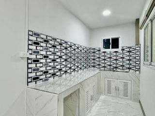 For sale 4 bedrooms house in Sai Noi, Nonthaburi
