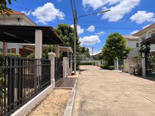 For sale 3 bedrooms house in Phutthamonthon, Nakhon Pathom