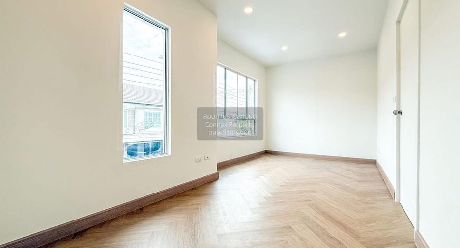 For sale 3 bedrooms townhouse in Mueang Nonthaburi, Nonthaburi