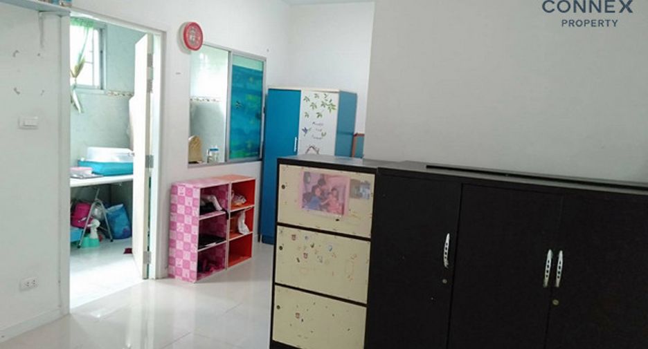 Продажа 3 спальни таунхаус в Khlong Luang, Патумтани