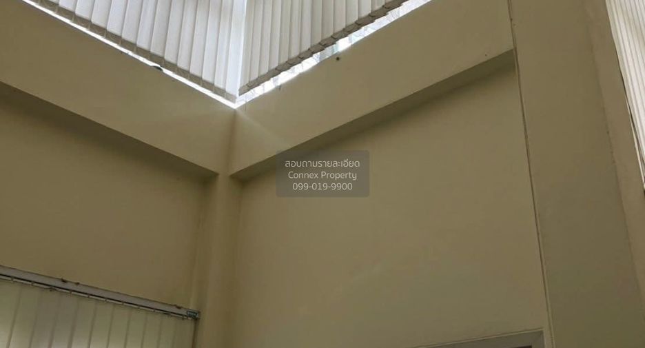 For sale 4 bedrooms house in Ban Pho, Chachoengsao
