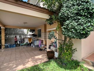 For sale 4 bedrooms house in Ban Pho, Chachoengsao