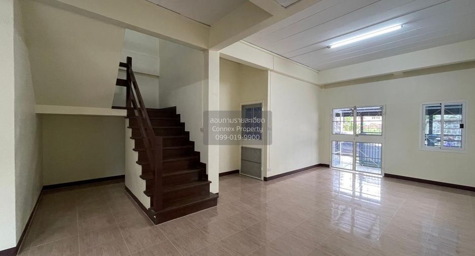 For sale 3 bedrooms house in Mueang Surat Thani, Surat Thani