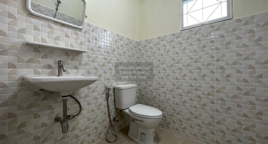 For sale 3 bedrooms house in Mueang Surat Thani, Surat Thani