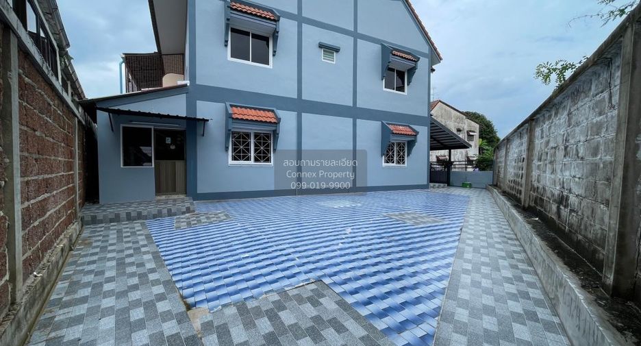 For sale 3 bedrooms house in Mueang Surat Thani, Surat Thani