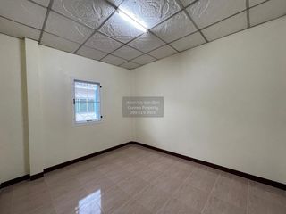 For sale 3 bedrooms house in Mueang Surat Thani, Surat Thani