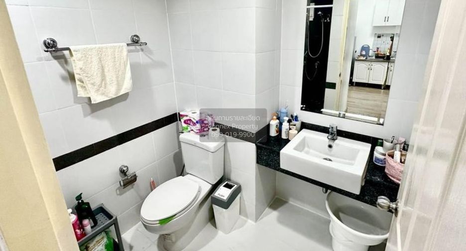 For sale 2 bedrooms condo in Ratchathewi, Bangkok