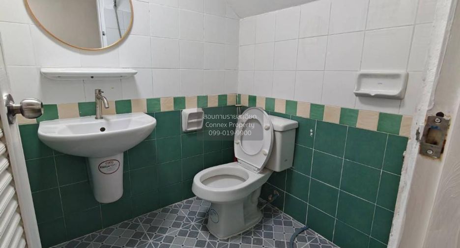For sale 3 bedrooms townhouse in Mueang Samut Prakan, Samut Prakan