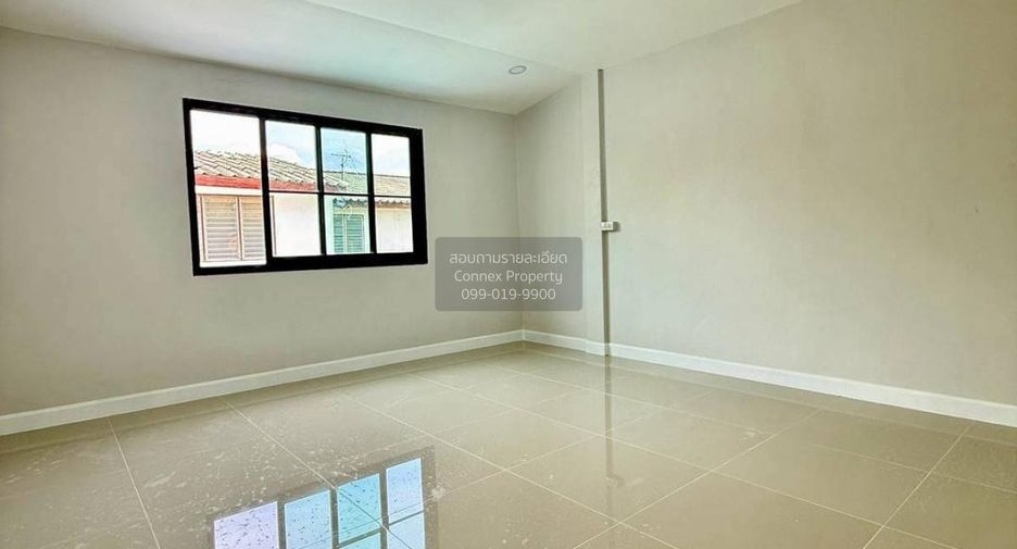 For sale 3 bedrooms townhouse in Pak Kret, Nonthaburi