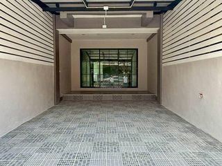 For sale 3 bedrooms townhouse in Pak Kret, Nonthaburi