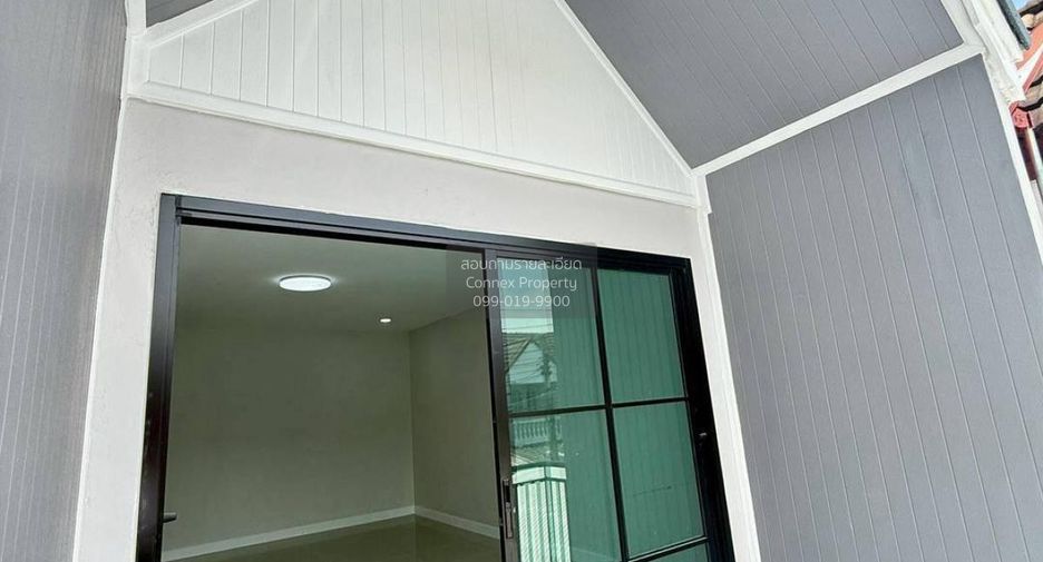 For sale 3 bedrooms townhouse in Pak Kret, Nonthaburi