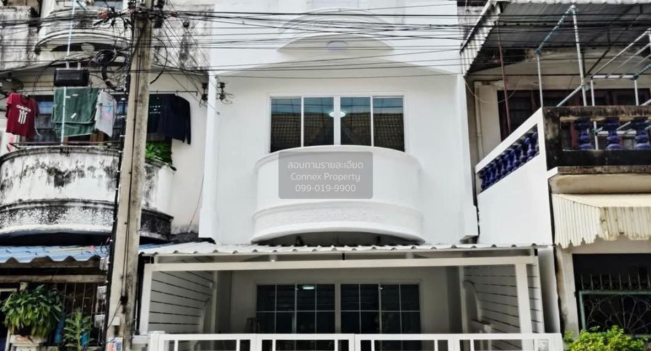 Casa adosada en venta de 5 habitaciones en Krathum Baen, Samut Sakhon