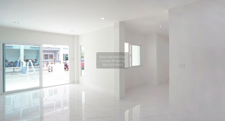 Casa adosada en venta de 3 habitaciones en Bang Yai, Nonthaburi