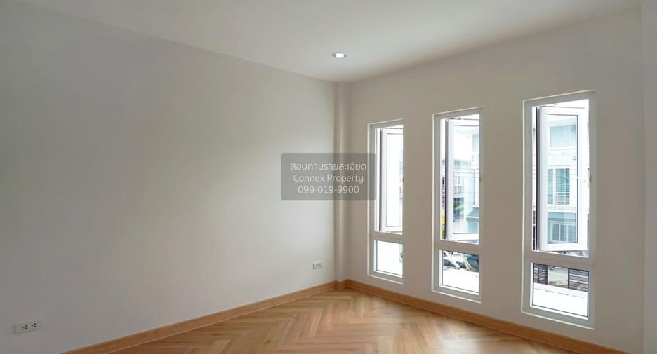 Casa adosada en venta de 3 habitaciones en Bang Yai, Nonthaburi