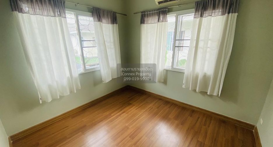 For sale 3 bedrooms townhouse in Pak Kret, Nonthaburi