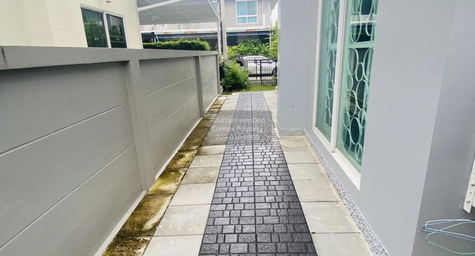 For sale 3 bedrooms townhouse in Pak Kret, Nonthaburi