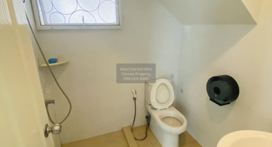 For sale 3 bedrooms townhouse in Pak Kret, Nonthaburi