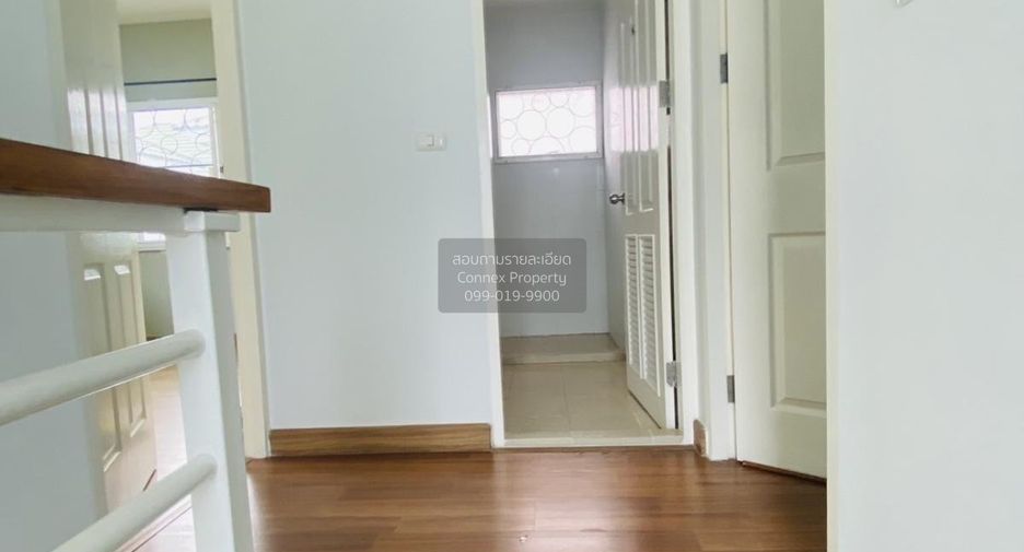 For sale 3 bedrooms townhouse in Pak Kret, Nonthaburi