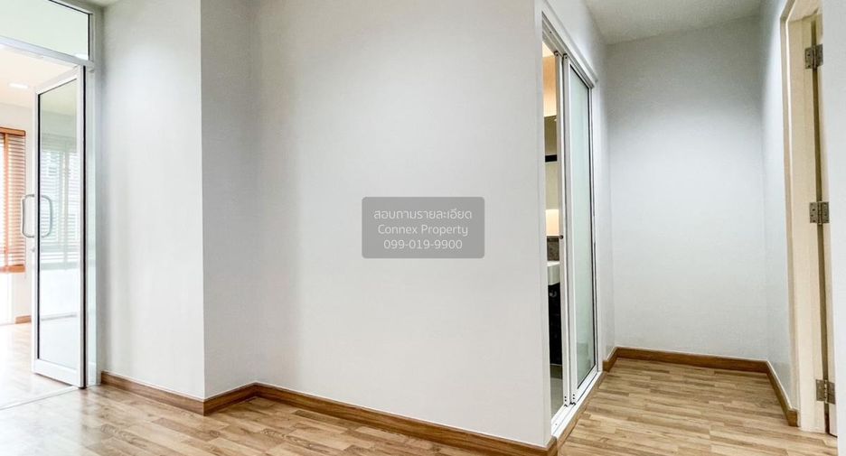 For sale 4 bedrooms townhouse in Mueang Nonthaburi, Nonthaburi