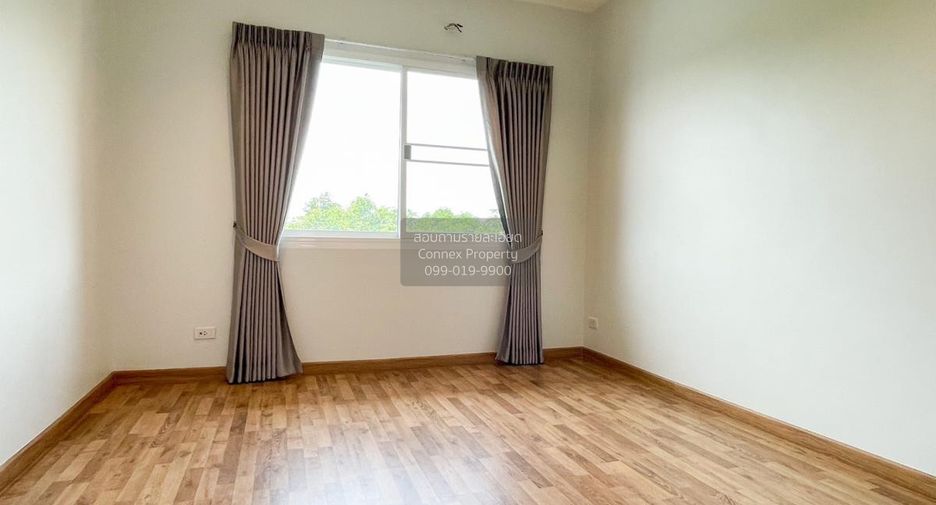 For sale 4 bedrooms townhouse in Mueang Nonthaburi, Nonthaburi
