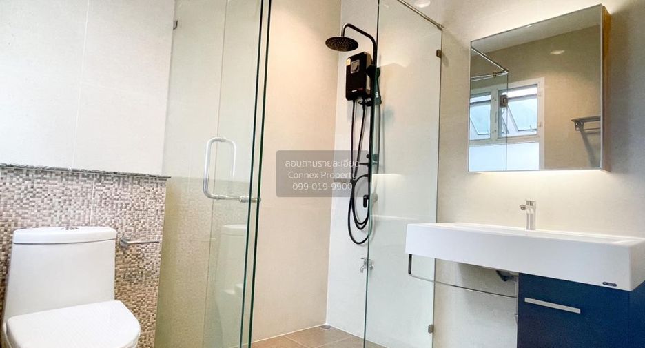 For sale 4 bedrooms townhouse in Mueang Nonthaburi, Nonthaburi