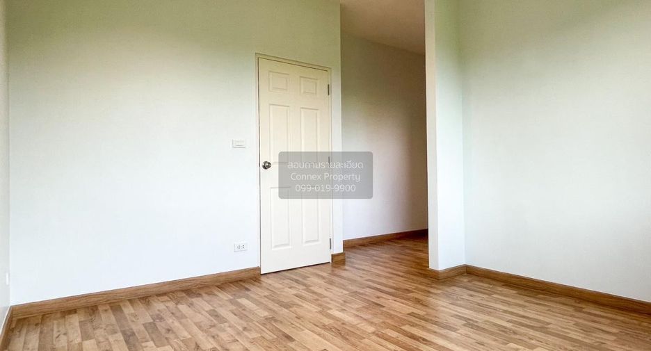 For sale 4 bedrooms townhouse in Mueang Nonthaburi, Nonthaburi