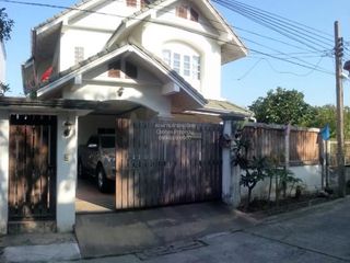 Casa en venta de 3 habitaciones en Bang Khen, Bangkok