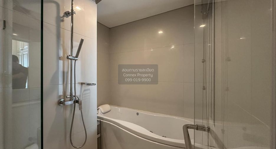 For sale 2 bedrooms condo in Watthana, Bangkok