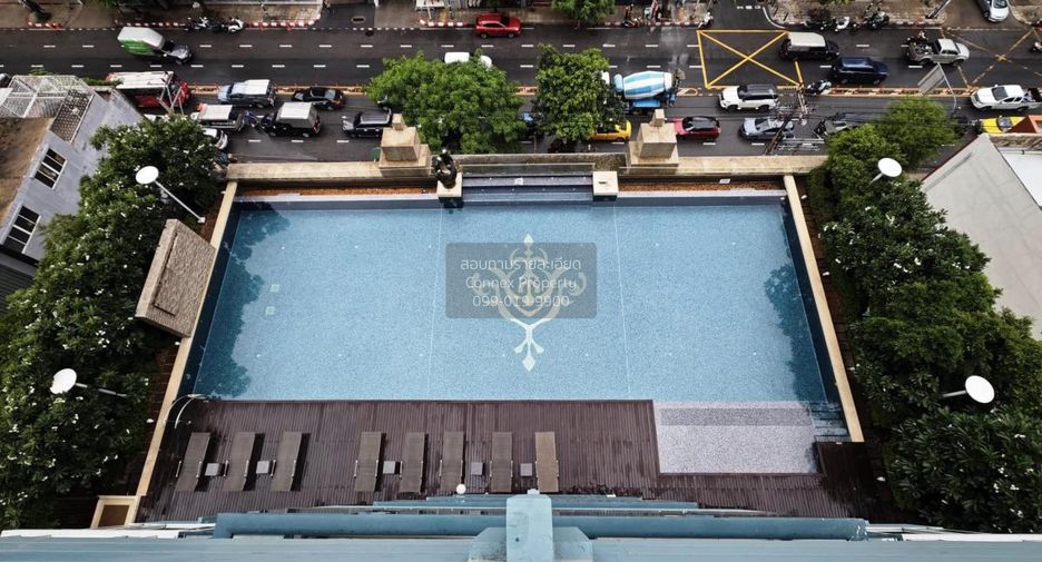 For sale 2 bedrooms condo in Watthana, Bangkok