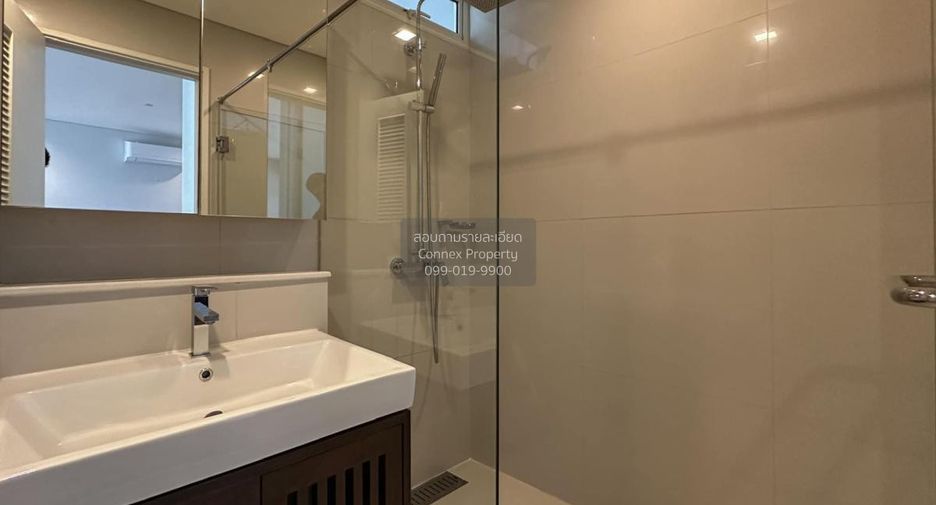 For sale 2 bedrooms condo in Watthana, Bangkok
