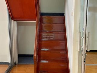 À vendre 4 chambres maison à Wang Thonglang, Bangkok