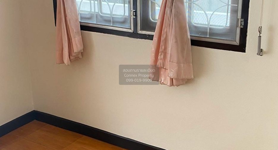 À vendre 4 chambres maison à Wang Thonglang, Bangkok