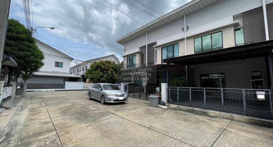 À vendre 3 chambres maison de ville à Bang Kruai, Nonthaburi
