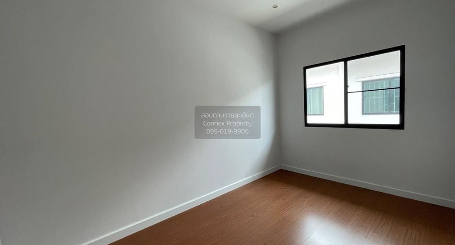 À vendre 3 chambres maison de ville à Bang Kruai, Nonthaburi