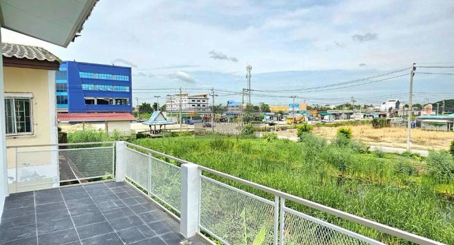 For sale 4 bedrooms townhouse in Bang Kruai, Nonthaburi