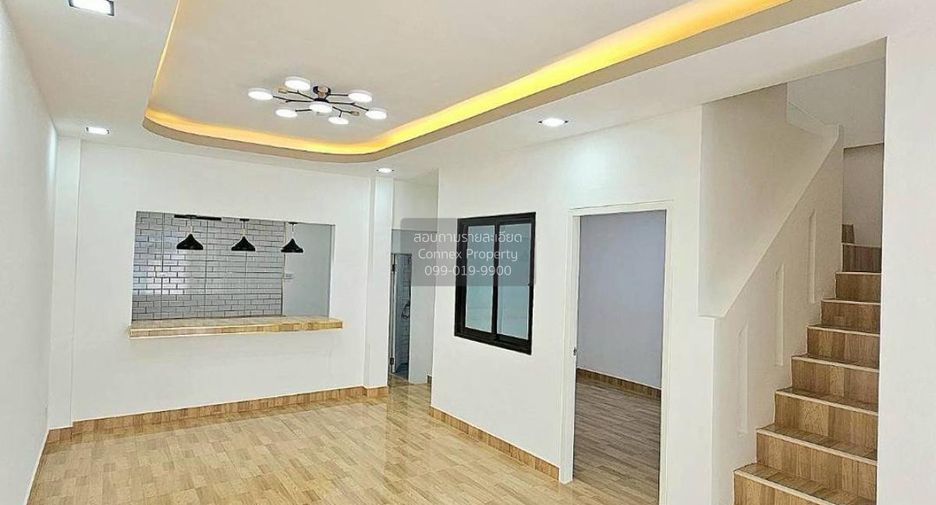 For sale 4 bedrooms townhouse in Bang Kruai, Nonthaburi