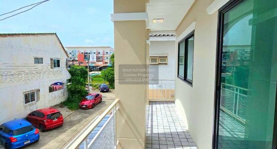 For sale 4 bedrooms townhouse in Bang Kruai, Nonthaburi