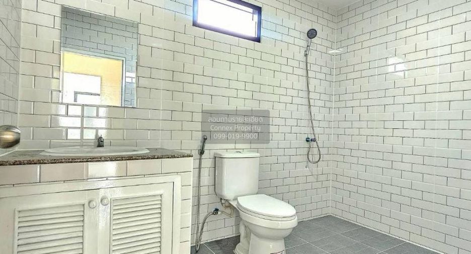 For sale 4 bedrooms townhouse in Bang Kruai, Nonthaburi