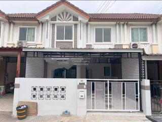 Reihenhaus zum Kauf mit 3 Zimmer in Phra Pradaeng, Samut Prakan