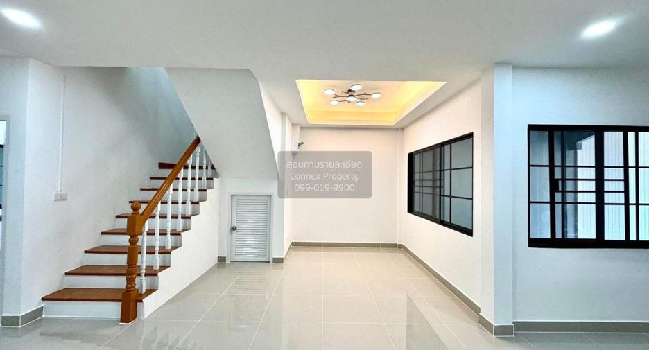 For sale 5 bedrooms townhouse in Thanyaburi, Pathum Thani