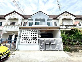 For sale 5 bedrooms townhouse in Thanyaburi, Pathum Thani
