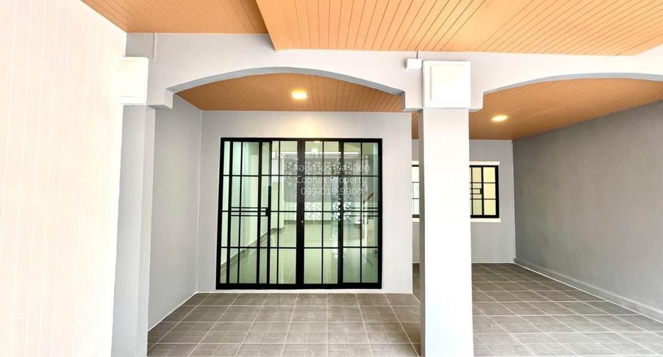 For sale 5 bedrooms townhouse in Thanyaburi, Pathum Thani