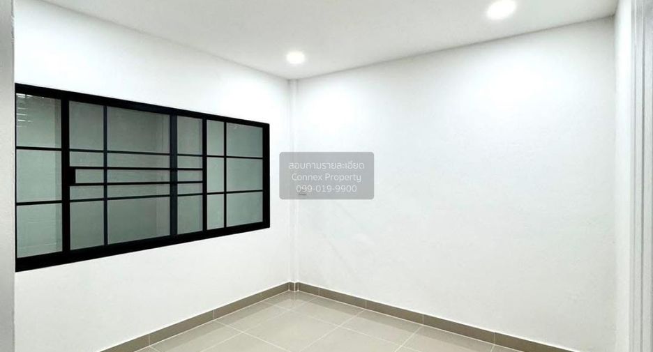 For sale 5 bedrooms townhouse in Thanyaburi, Pathum Thani